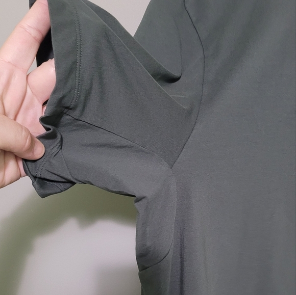 Men's Lululemon T-Shirt Olive XL EUC - Picture 6 of 6